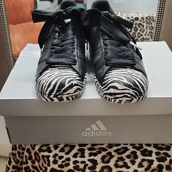 Adidas Superstar Black Zebra Pattern Sneakers - Picture 2 of 5